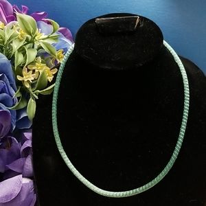 🌷3/$25 Teal woven mesh necklace